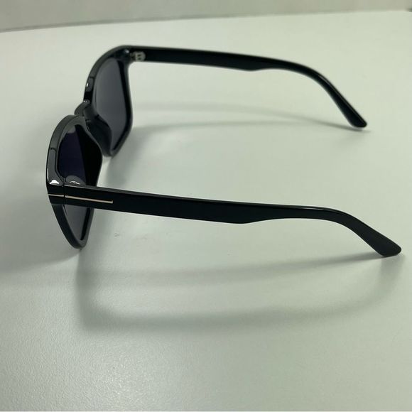 CRULLÉ 1754 Polarized Sunglasses - Picture 12 of 14
